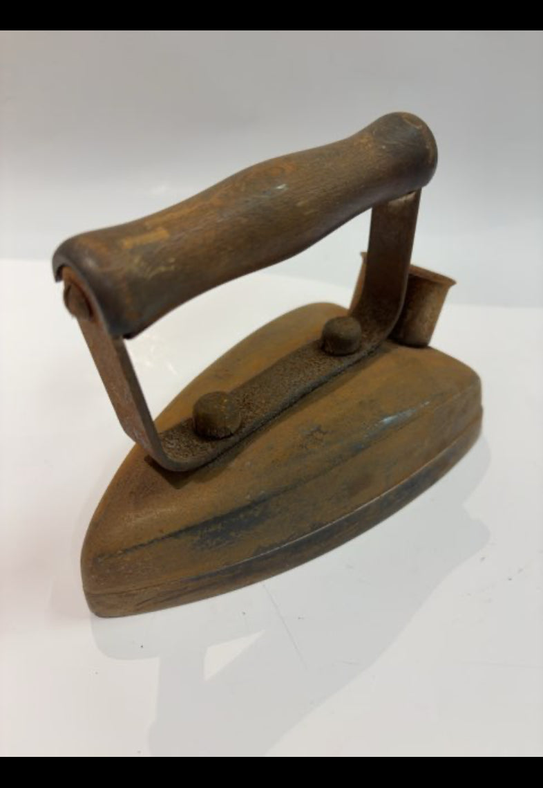 Gammeldags strygejern